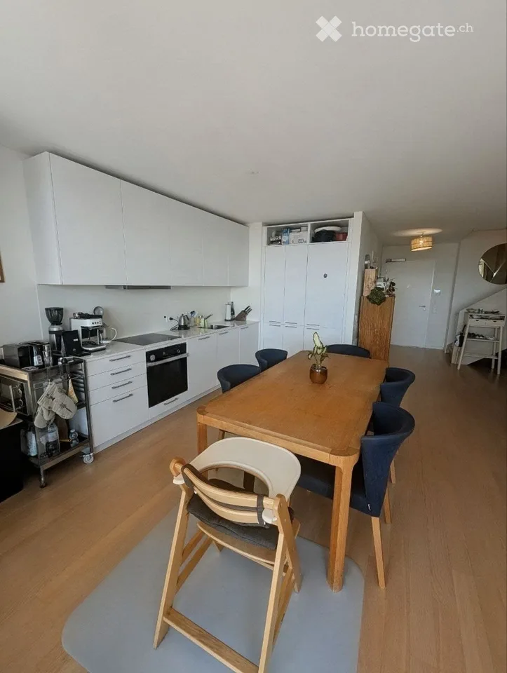 Appartement duplex de 4 pièces au 18e étage à Chêne-Bourg