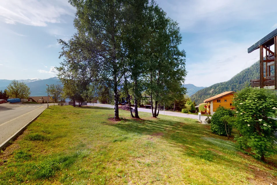 Terrain au centre d'Ovronnaz avec un bon potentiel de développement