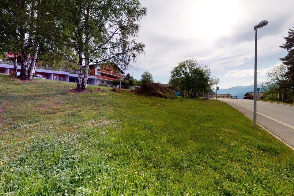 Terrain au centre d'Ovronnaz avec un bon potentiel de développement
