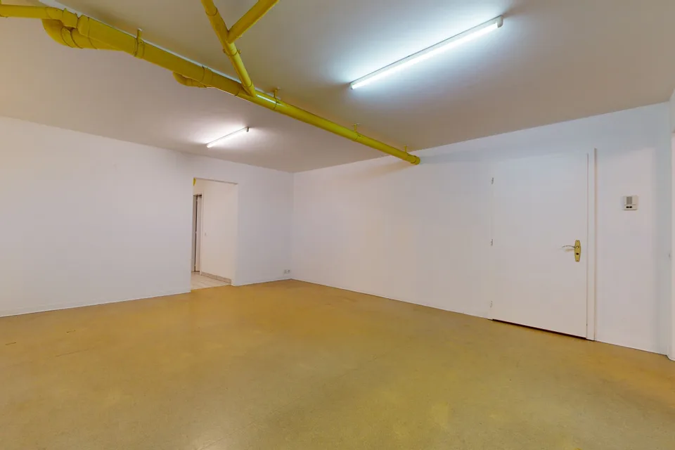 Grand 2 pièces avec fort potentiel