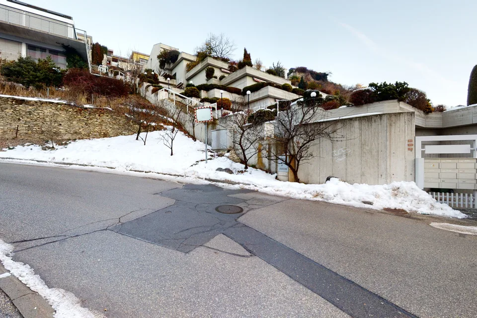 Grand 2 pièces avec fort potentiel