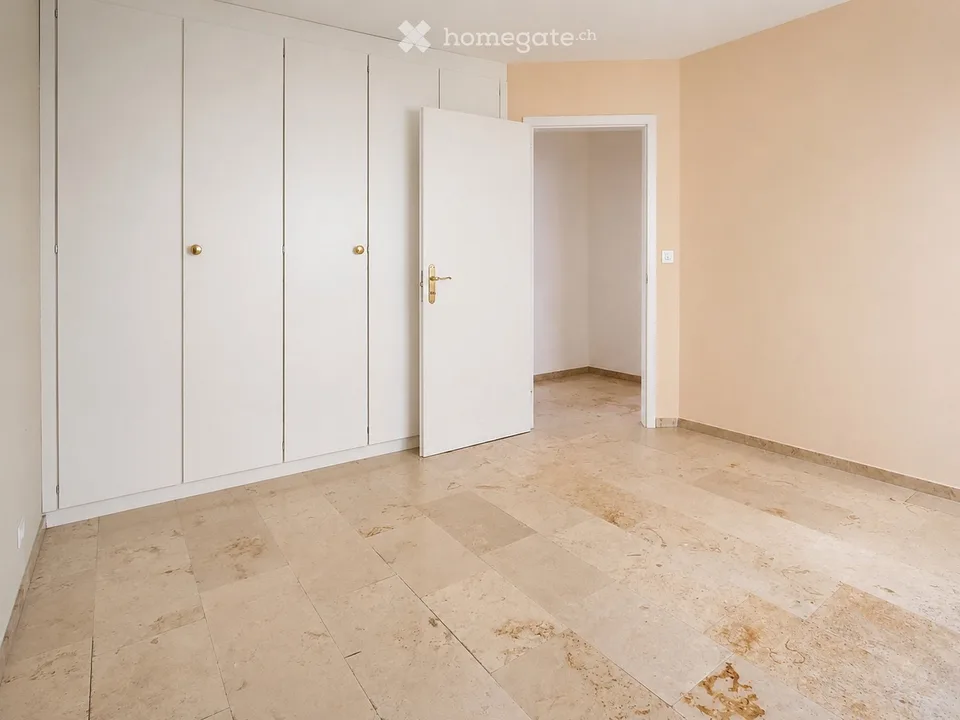 La tua casa dei sogni nel verde - nel cuore di Muri vicino a Berna