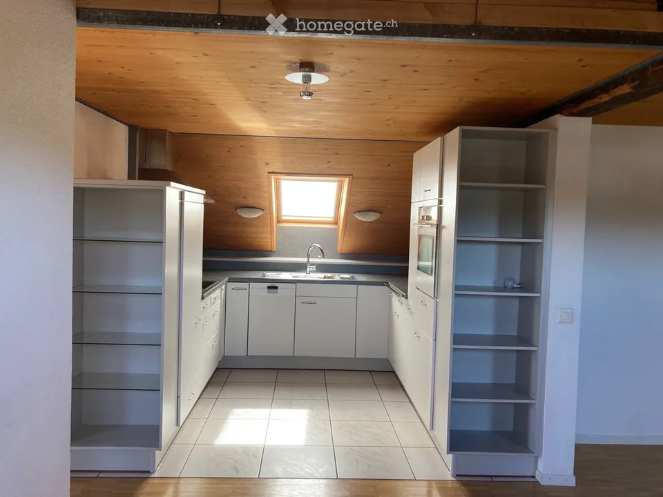 Appartement mansardé spécial à Uttigen (près de Thun)