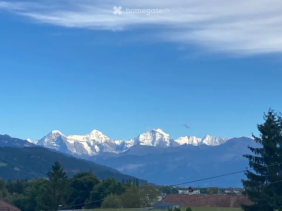 Appartement mansardé spécial à Uttigen (près de Thun)