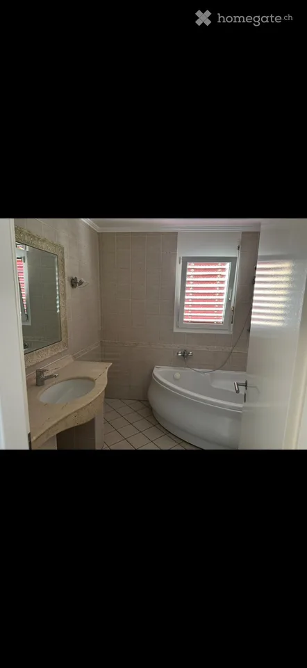 Schönes 4.5-Zimmer-Apartment mit 50 m² Terrasse