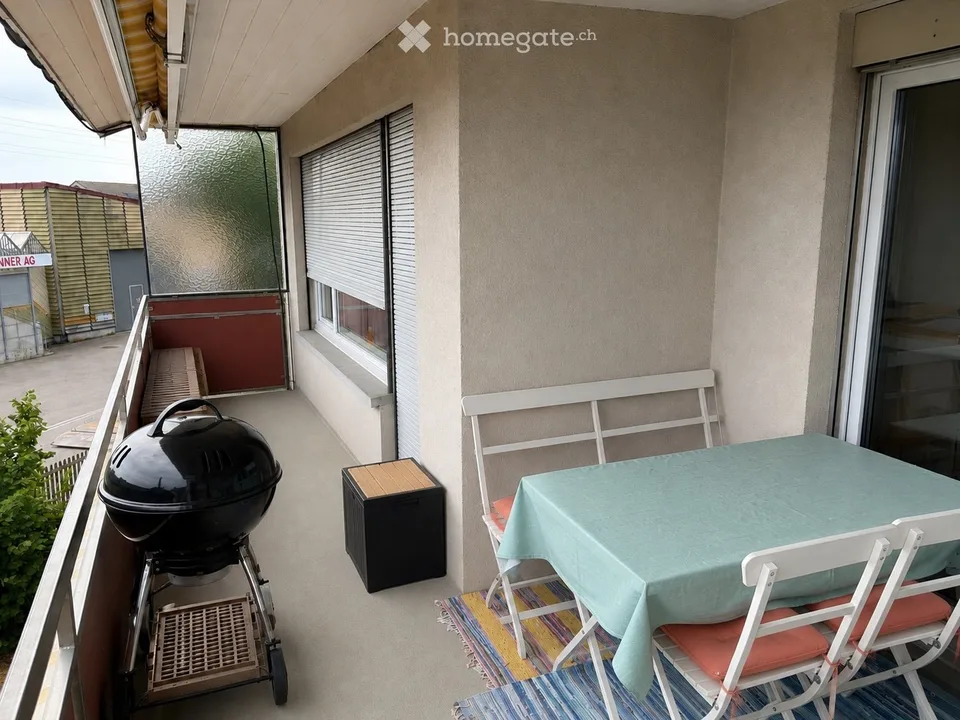 2 private Zimmer (50 m²) mit eigenem Bad & WC