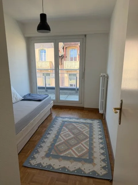 Takeover 2 furnished rooms with terrace, lake view & Alpine view
