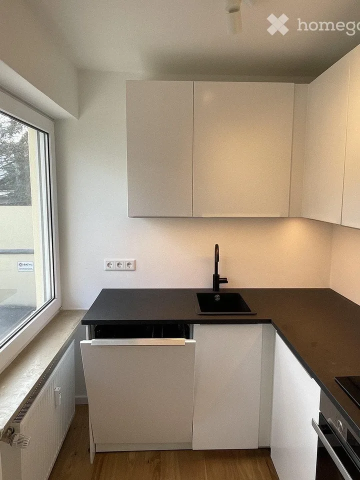 Wohnung grosszügige 2-Zimmer in Oerlikon