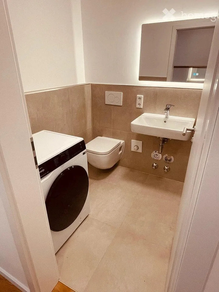 Wohnung grosszügige 2-Zimmer in Oerlikon