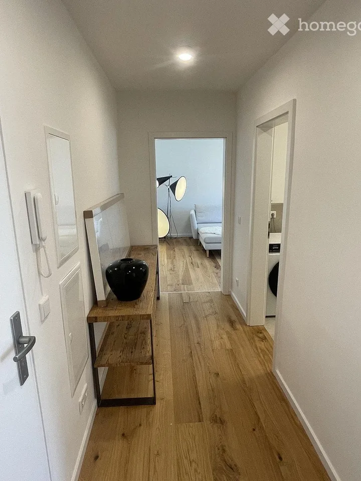 Wohnung grosszügige 2-Zimmer in Oerlikon