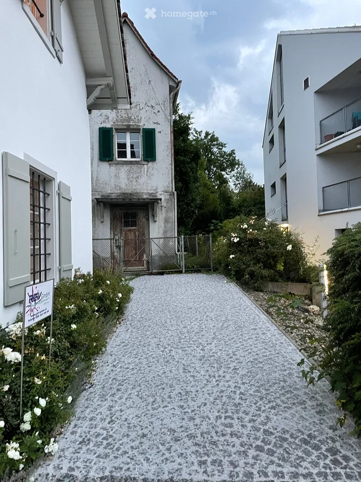 Historisches 2.5-Zimmer-Einfamilienhaus in Meilen