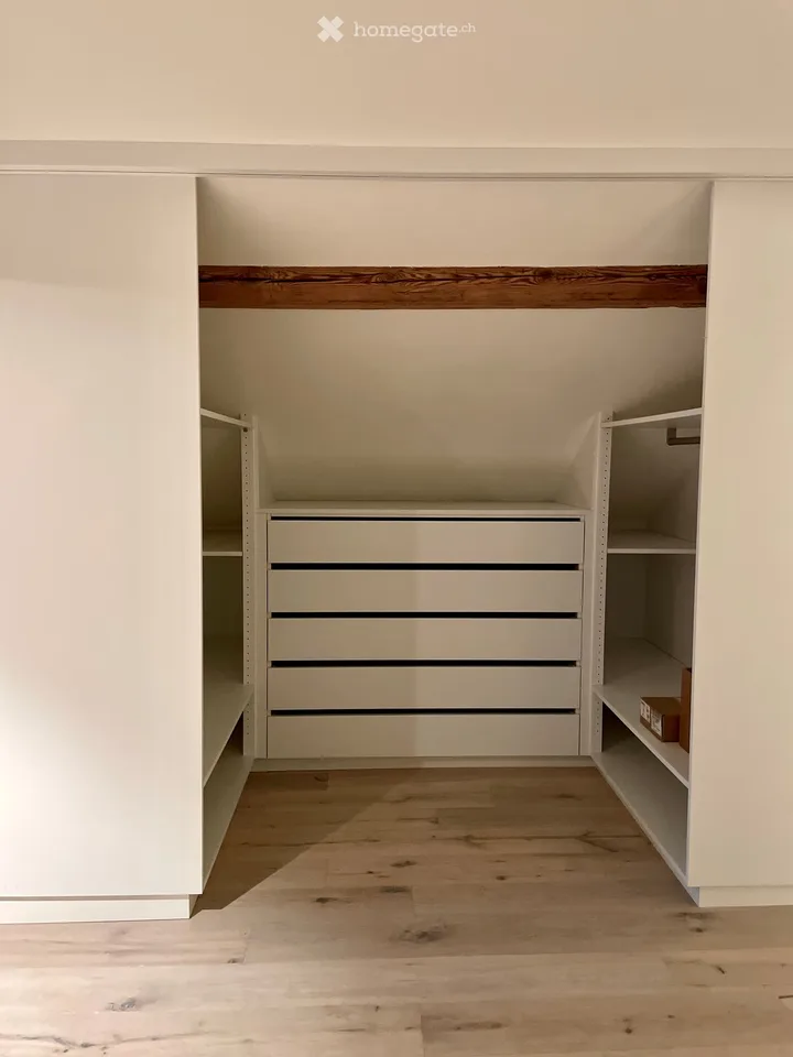 Historisches 2.5-Zimmer-Einfamilienhaus in Meilen