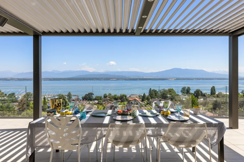 Villa von Ausnahme mit spektakulärem Blick auf den Genfersee