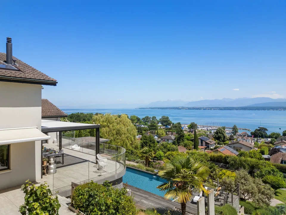Villa von Ausnahme mit spektakulärem Blick auf den Genfersee