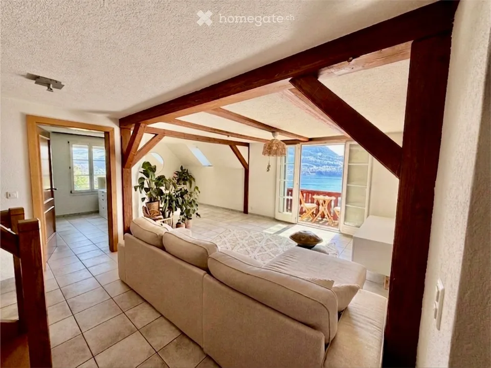 5,5 Zimmer Wohnung mit See- & Bergblick in Merlischachen