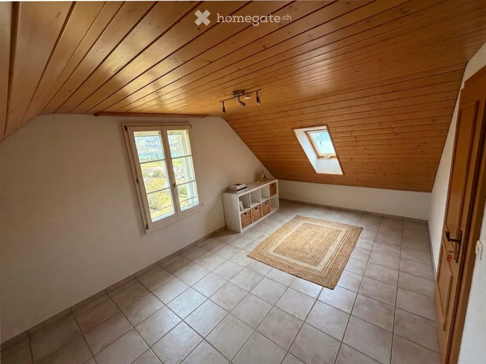5,5 Zimmer Wohnung mit See- & Bergblick in Merlischachen