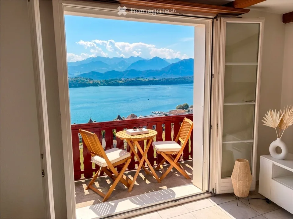5,5 Zimmer Wohnung mit See- & Bergblick in Merlischachen