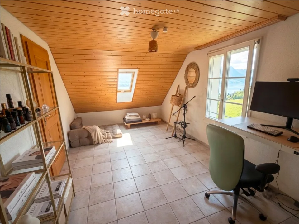 5,5 Zimmer Wohnung mit See- & Bergblick in Merlischachen