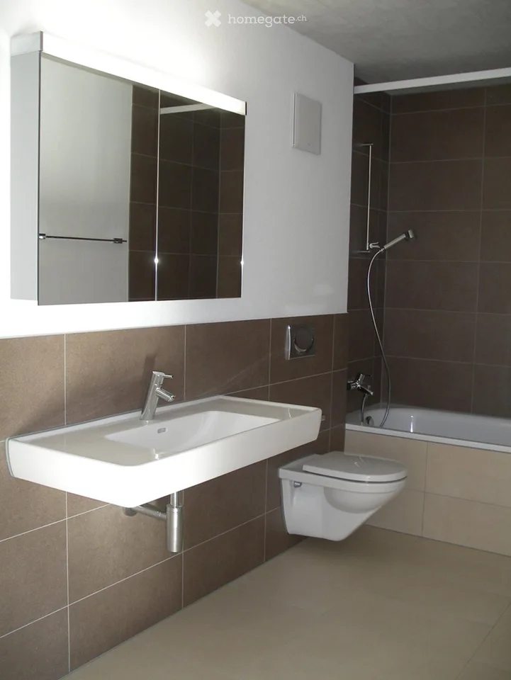 Nachmieter gesucht - moderne 3.5-Zimmer-Wohnung mit Loggia