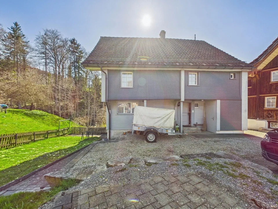 Historic Charm, Modern Renovation & Space for the Whole Family in Ganterschwil