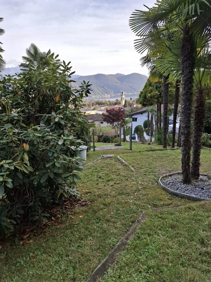 Bauland mit Seeblick und privatem Zugang - exklusive Lage nahe dem Luganersee