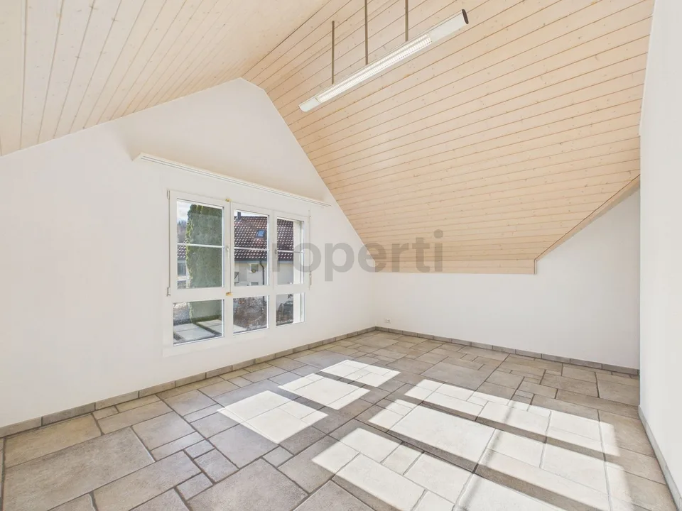 Casa unifamiliare moderna a sé stante di 5,5 locali con garage doppio e due stazioni di ricarica elettrica a Lindau