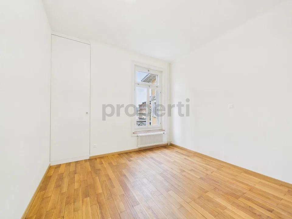 Exklusive Altbauwohnung  Wohnen auf höchstem Niveau in Luzern