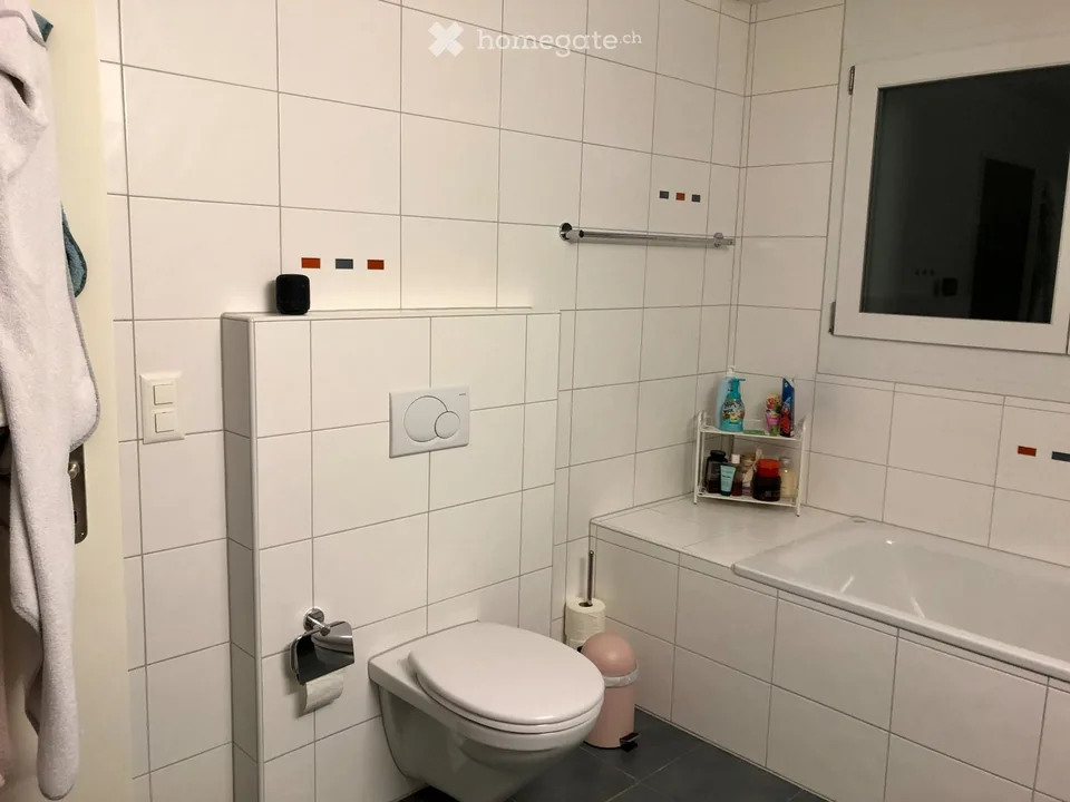 4.5-Zimmer-Maisonettewohnung mit Balkon und Gartensitzplatz