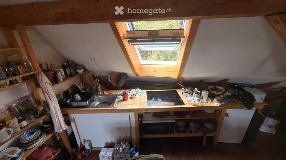 2.5p en attique avec mezzanine  grande maison coloc