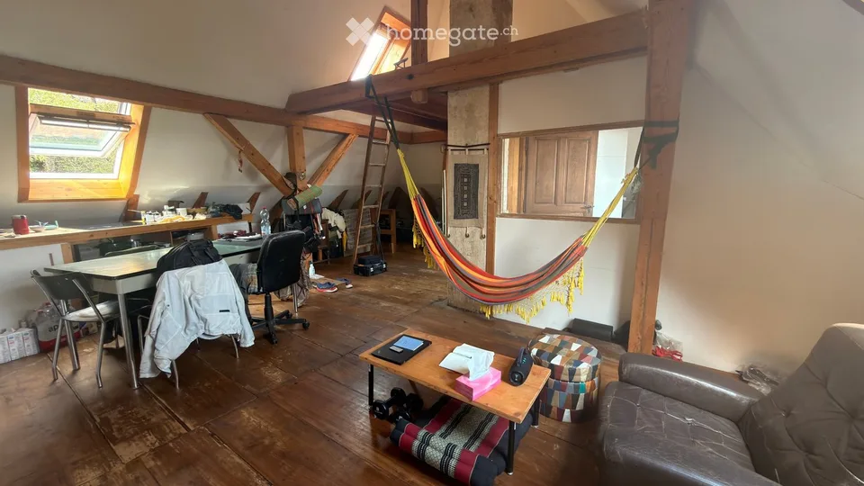 2.5p en attique avec mezzanine  grande maison coloc