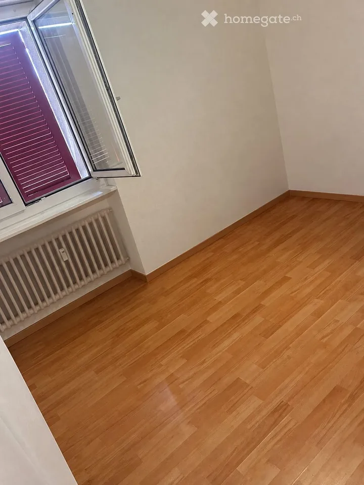 Helle 3.5-Zimmer-Wohnung mit Balkon in Wettingen