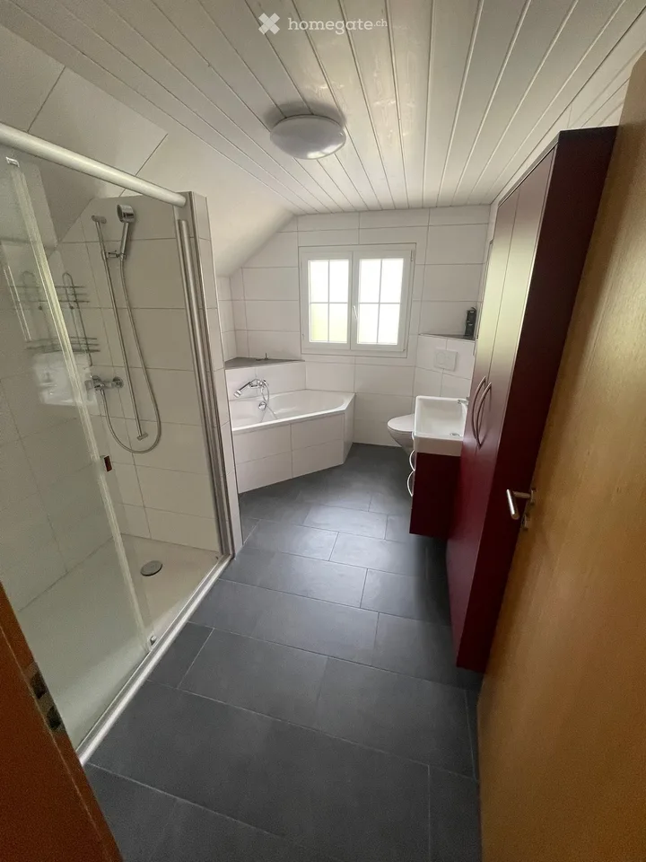 Grosszügige 5.5-Zimmer-Maisonette-Wohnung in Altstätten SG – sofort verfügbar!