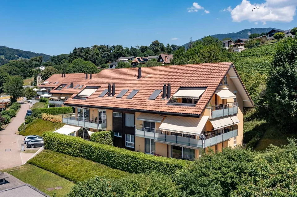 Spacieux Appartement de 4,5 pièces dans un environnement calme et verdoyant
