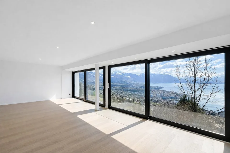Eigenschaft mit 6,5 Zimmern, Swimmingpool und atemberaubendem Blick