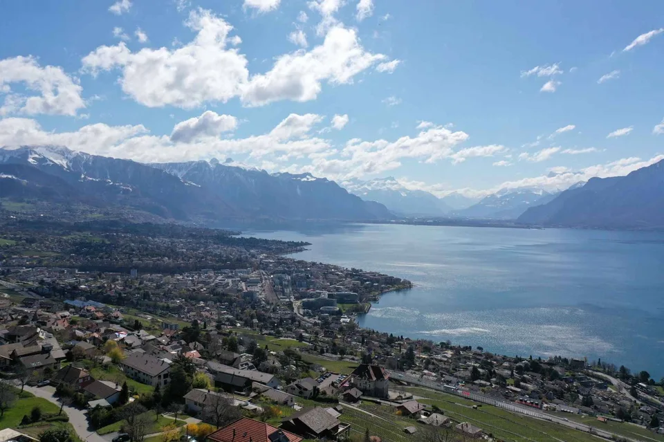 Eigenschaft mit 6,5 Zimmern, Swimmingpool und atemberaubendem Blick