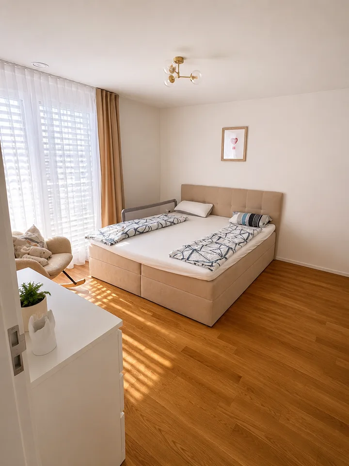 Helle 3.5-Zimmer-Attikawohnung mit Terrasse in Würenlingen – sofort verfügbar!