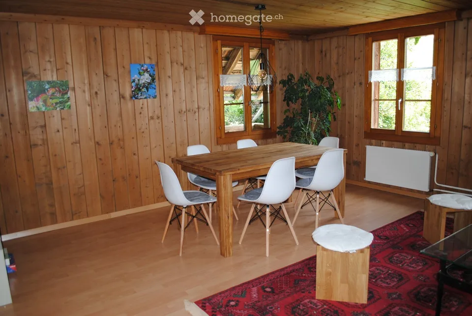 Charmant appartement 3 pièces dans un immeuble ancien à Oberbalm