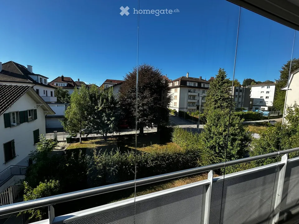 FRIBOURG – Ausnahmewohnung 5.5 Zimmer mit 158 m² und verglaster Terrasse von 42 m²