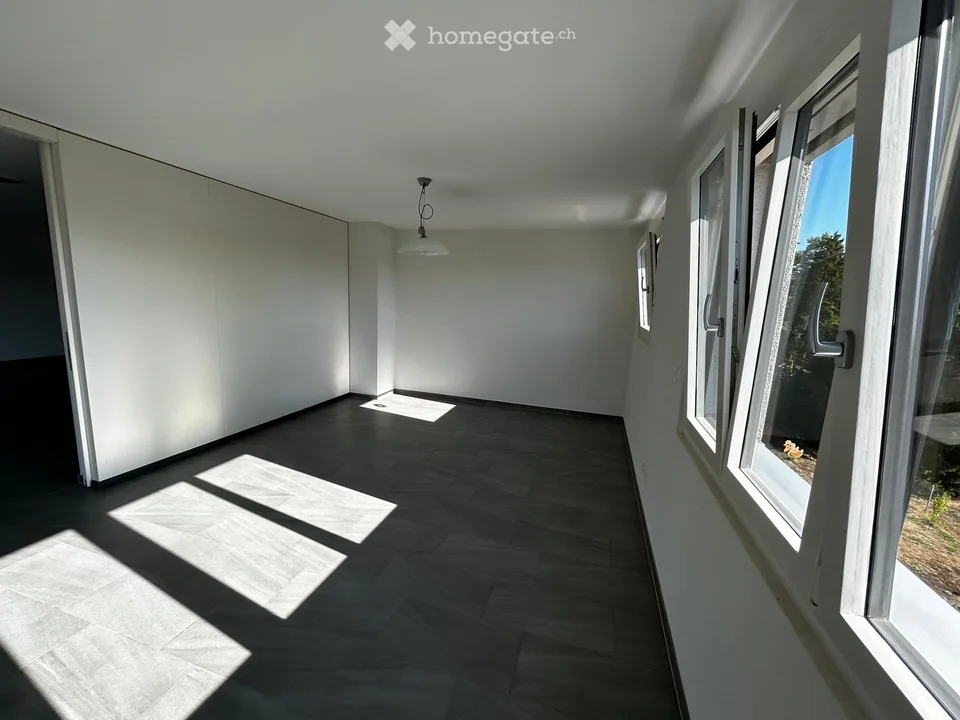 FRIBOURG – Ausnahmewohnung 5.5 Zimmer mit 158 m² und verglaster Terrasse von 42 m²