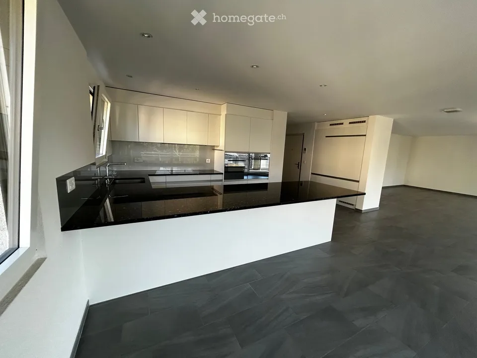FRIBOURG – Ausnahmewohnung 5.5 Zimmer mit 158 m² und verglaster Terrasse von 42 m²