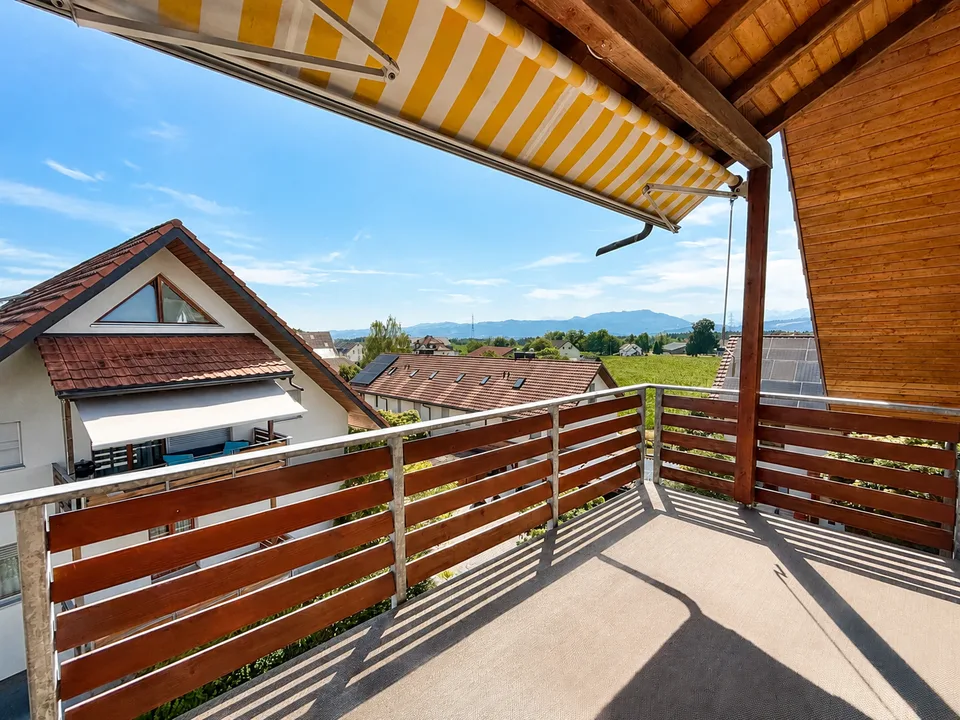 Dream Maisonette with Gallery and Mountain View