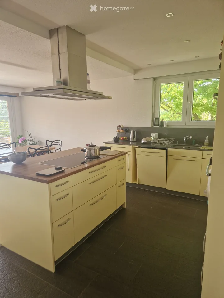 Spacious 5.5-Room Family Home in Affoltern am Albis – Available from October 2026