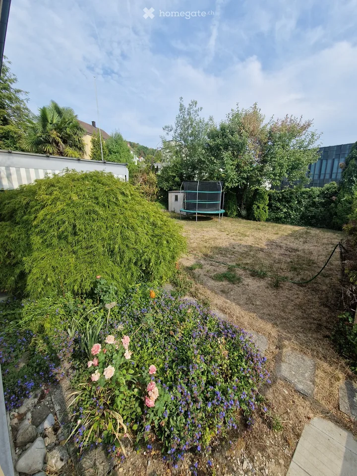 Spacious 5.5-Room Family Home in Affoltern am Albis – Available from October 2026