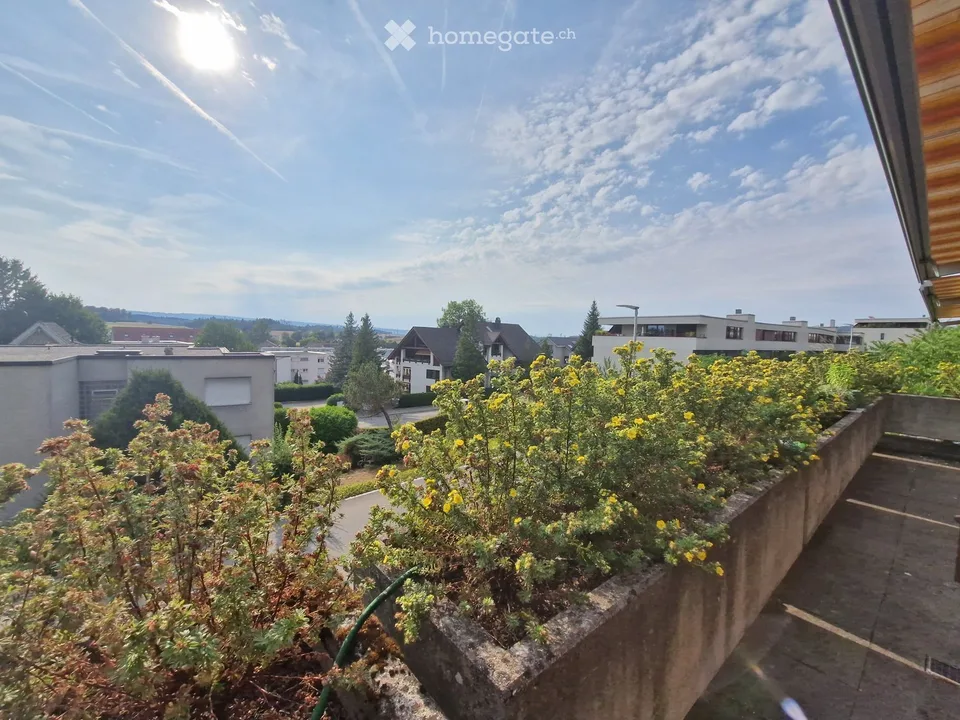 Spacious 5.5-Room Family Home in Affoltern am Albis – Available from October 2026