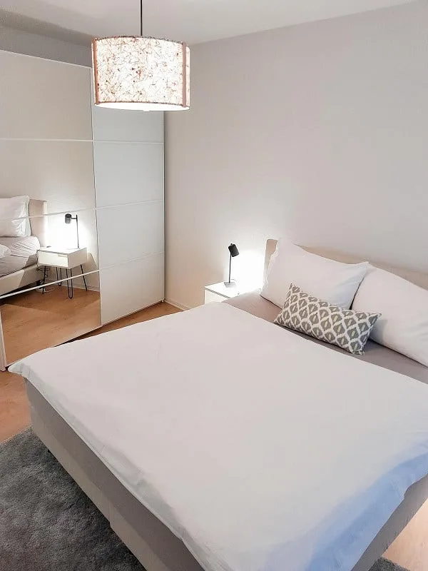rte 2.5-Zimmer-Wohnung mit Service