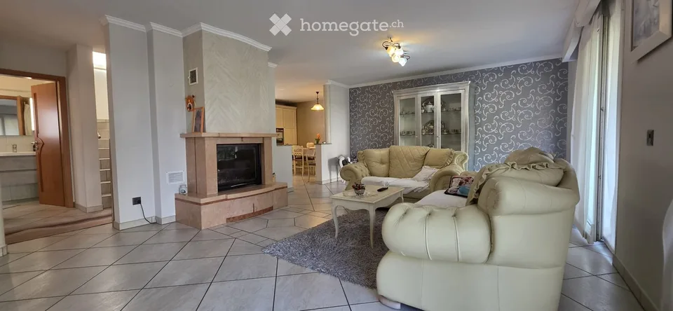 Miete eines wunderschönen Hauses mit Garten und Garage