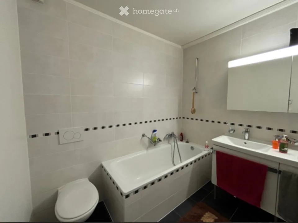 Appartement spacieux de 4.5 pièces au rez