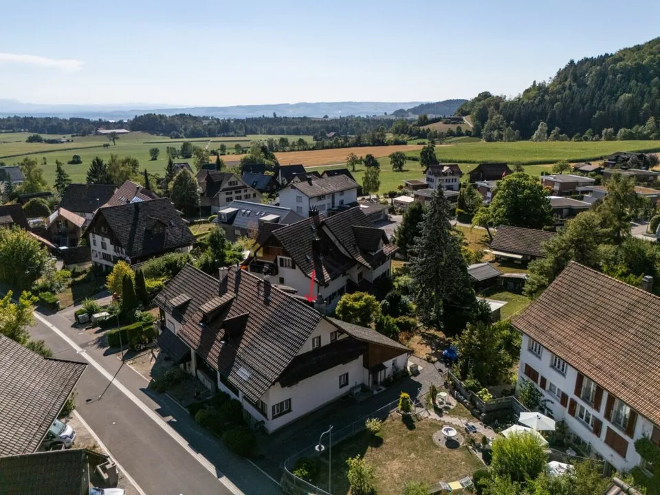 Ein Zuhause mit Charakter - Viel Platz, eigener Garten und grosses Potenzial