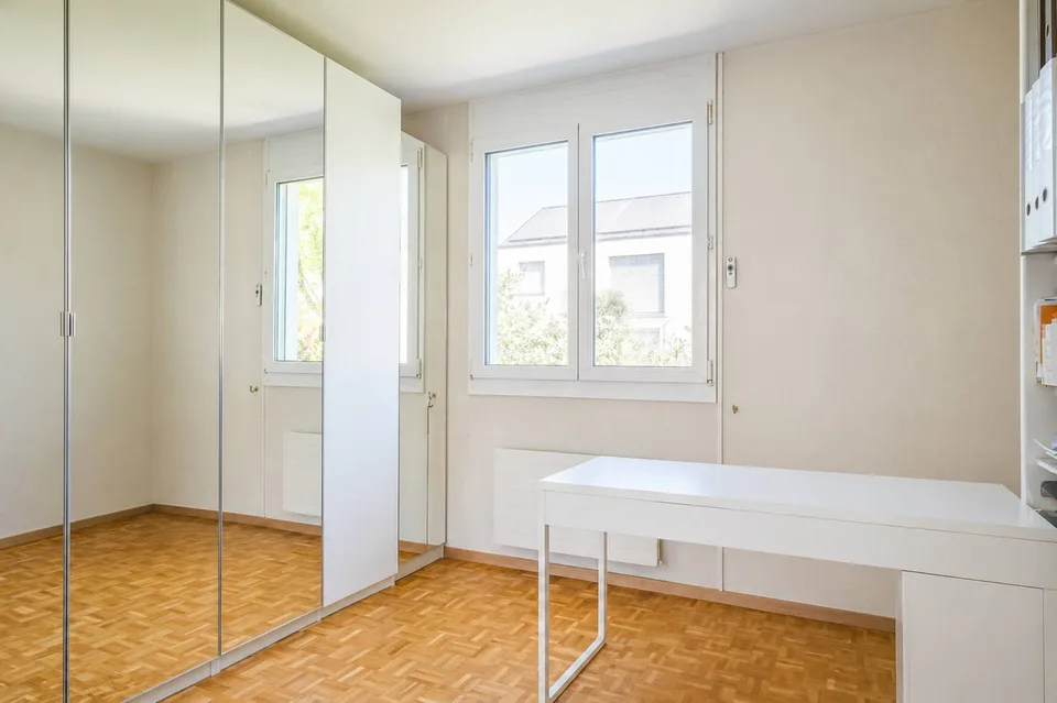 Exklusiv! Schönes Duplex mit Terrassen und eigenem Garten – Foto 6 von 23