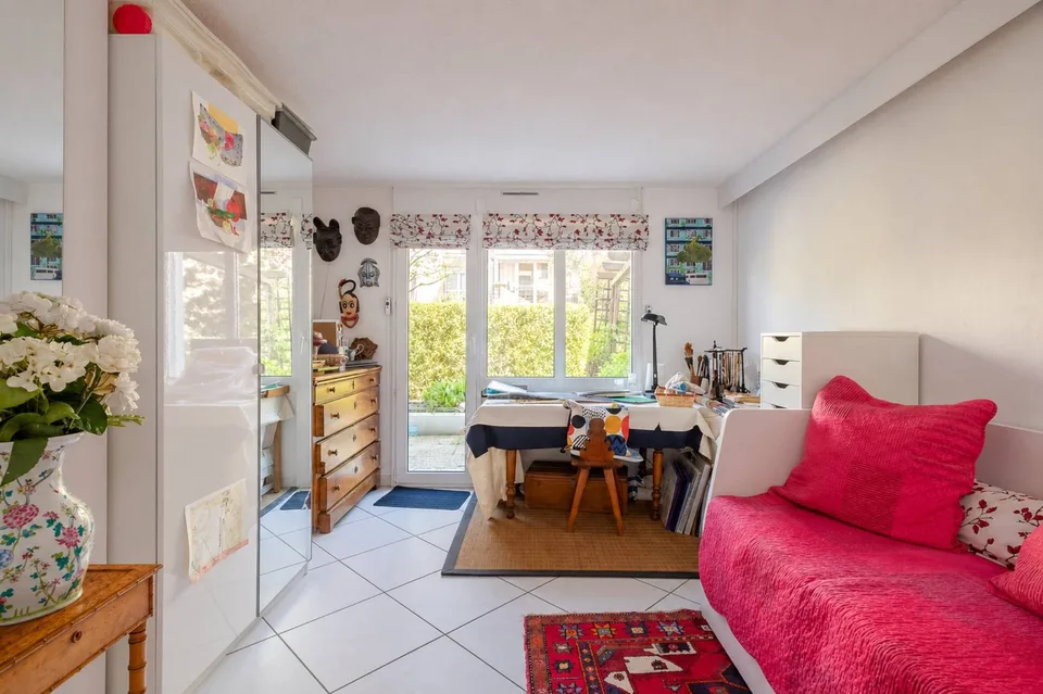 Exklusiv! Schönes Duplex mit Terrassen und eigenem Garten – Foto 8 von 23